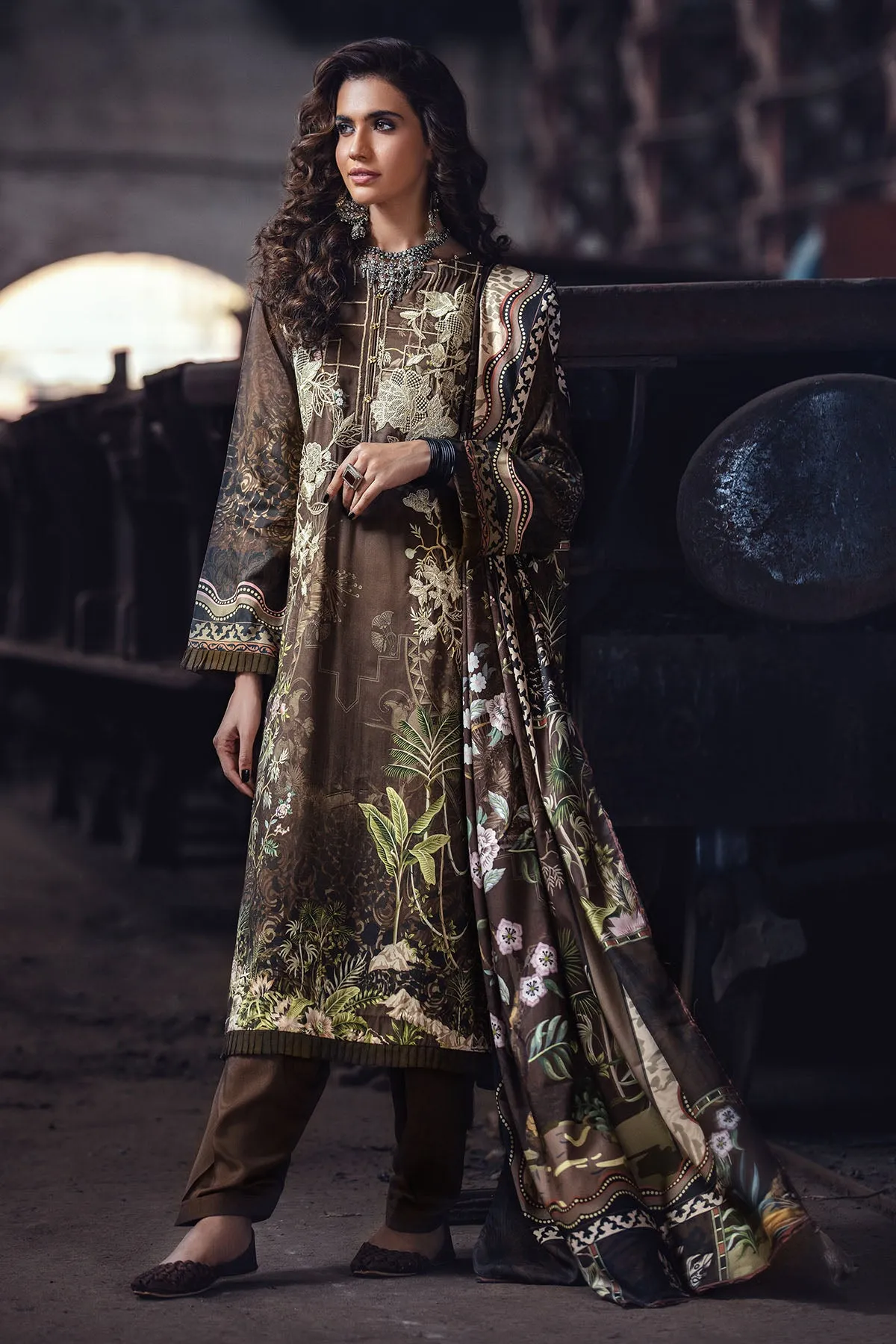 2562-ASH DIGITAL PRINTED LINEN UNSTITCHED