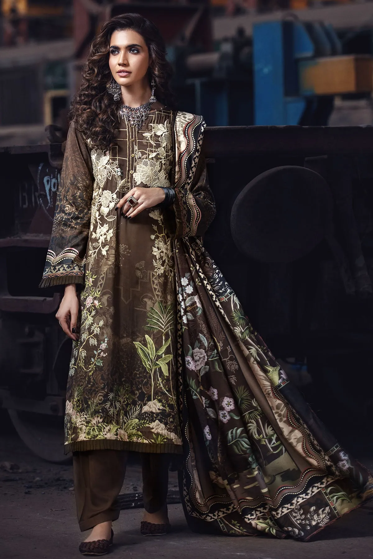 2562-ASH DIGITAL PRINTED LINEN UNSTITCHED