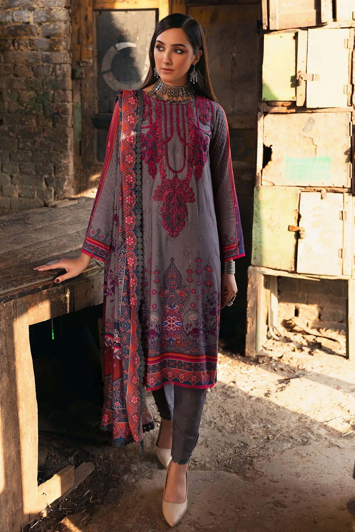 3079-DAZZLING DIGITAL PRINTED LINEN UNSTITCHED