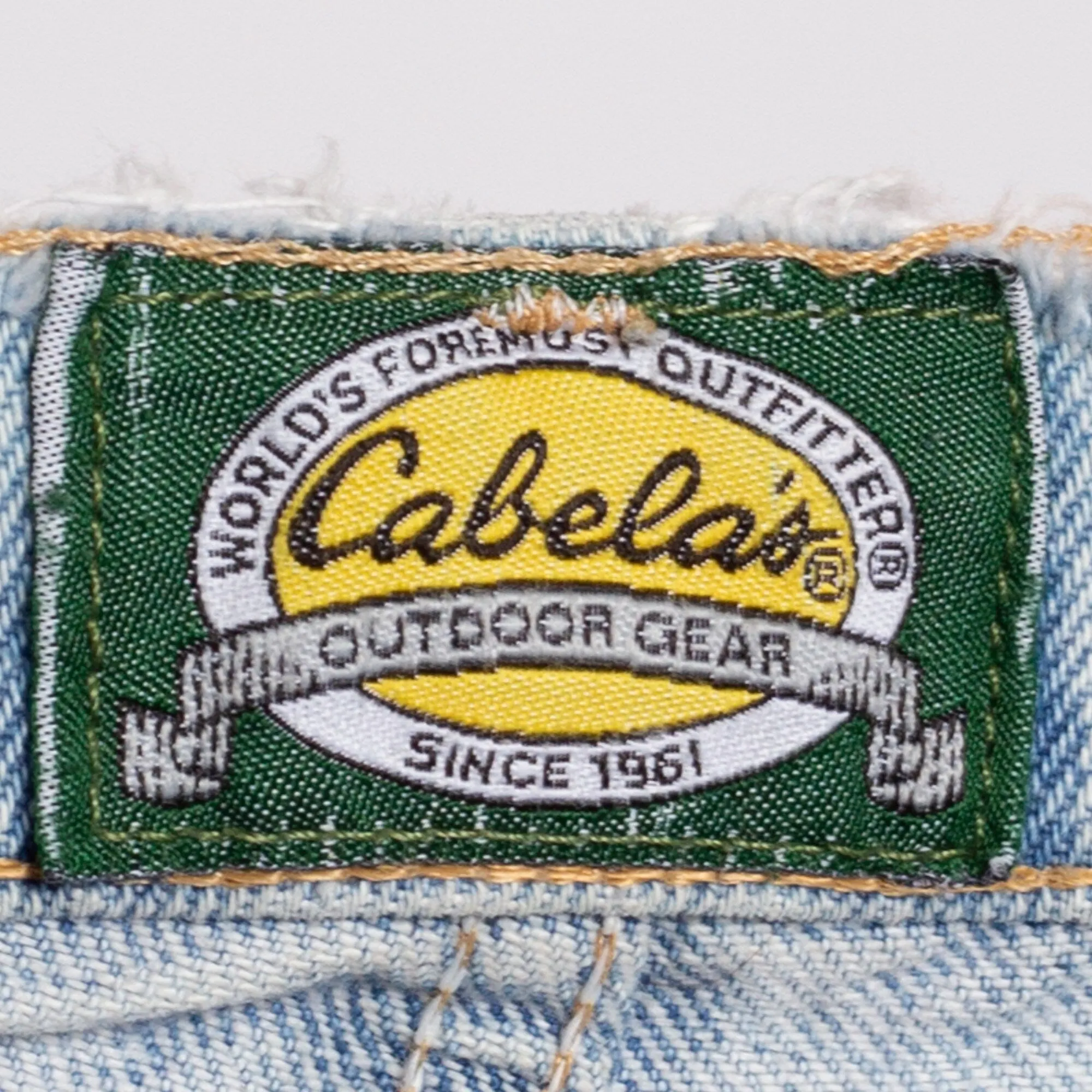 90s Distressed Light Wash Cabela's Jeans - 36x32