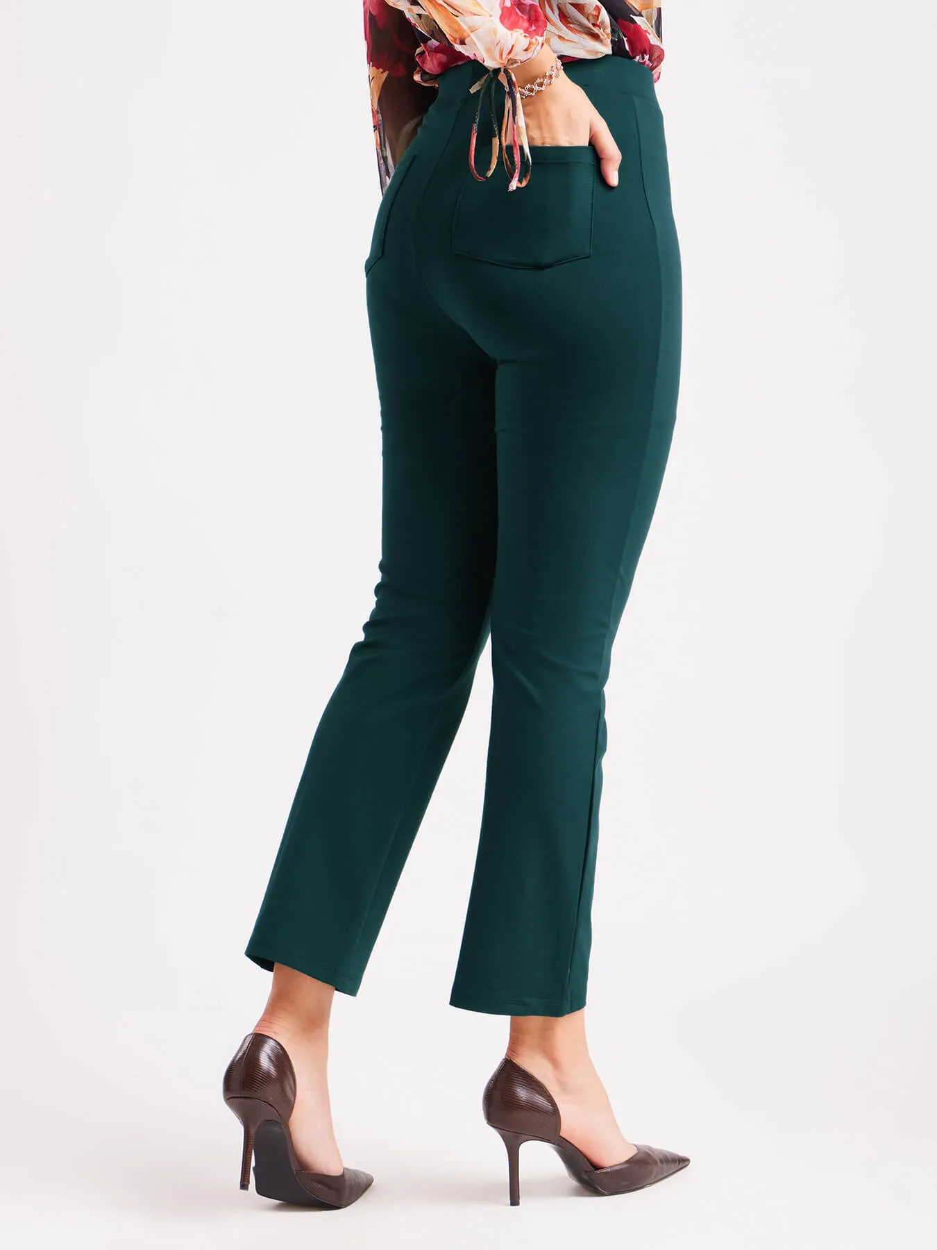 LivIn Air Bootcut Pants - Bottle Green