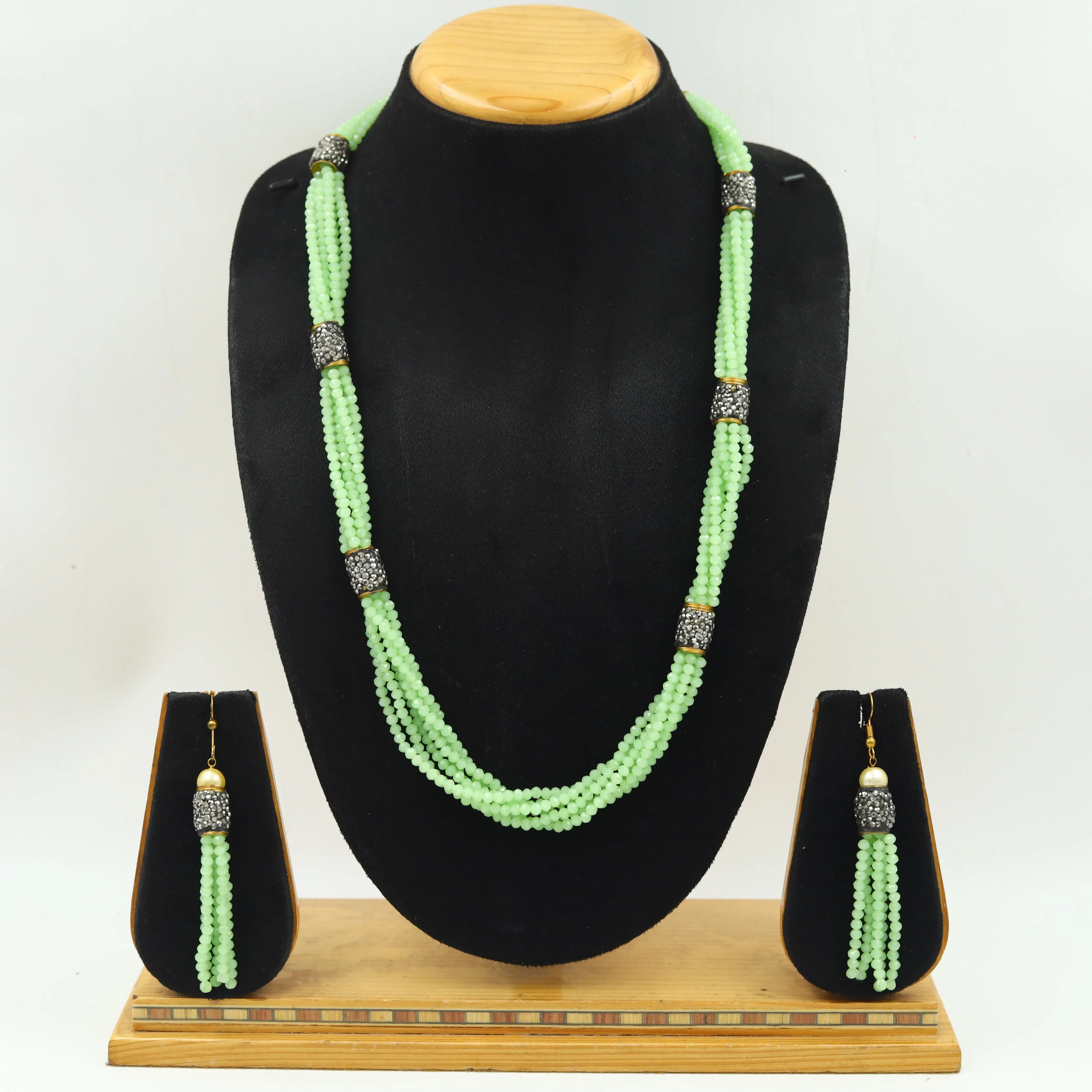Pearl Necklace Set 13311-0278