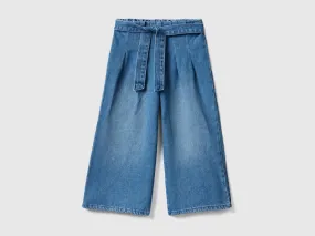 Wide leg jeans with sash